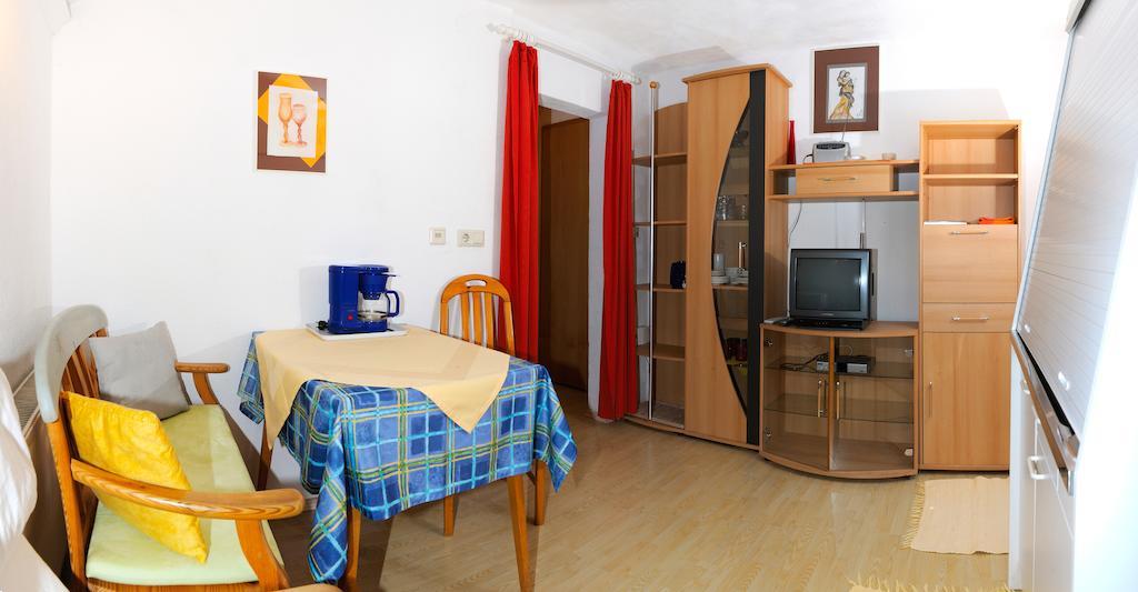 Appartamento Haus Steinroeschen Seefeld in Tirol Camera foto